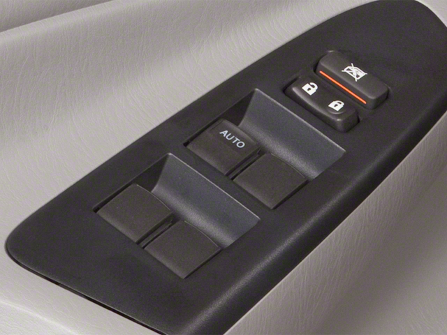 2013 Toyota Tacoma 4WD Double Cab V6 MT (Natl)