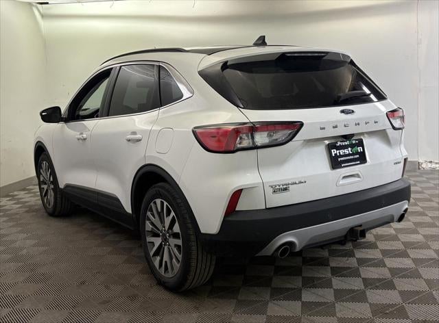 2022 Ford Escape Titanium