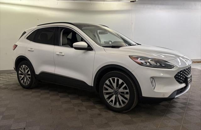 2022 Ford Escape Titanium