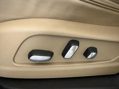 2022 Cadillac XT5 AWD Premium Luxury