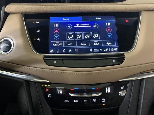 2022 Cadillac XT5 AWD Premium Luxury
