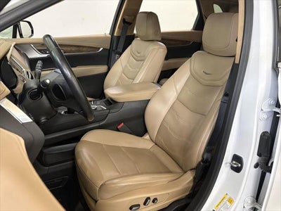 2022 Cadillac XT5 AWD Premium Luxury