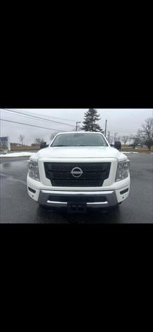 2023 Nissan Titan SV