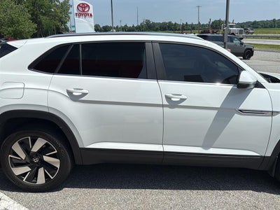 2024 Volkswagen Atlas Cross Sport 2.0T SE w/Technology