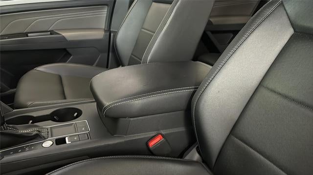 2021 Volkswagen Atlas Cross Sport 3.6L V6 SE w/Technology R-Line