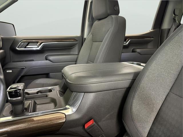 2024 Chevrolet Silverado RST