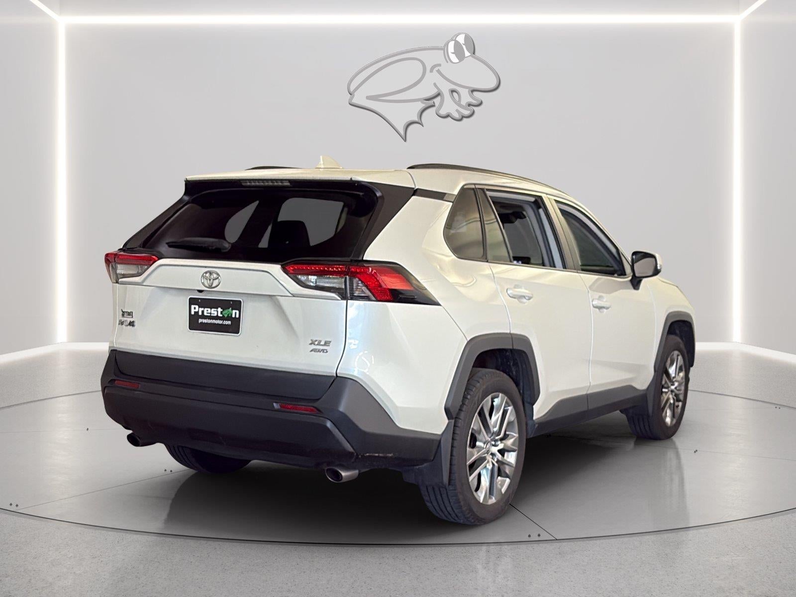 2021 Toyota RAV4 XLE Premium