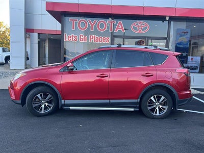 2017 Toyota RAV4 XLE