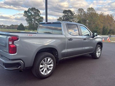 2023 Chevrolet Silverado Custom