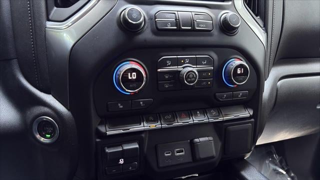 2021 Chevrolet Silverado RST
