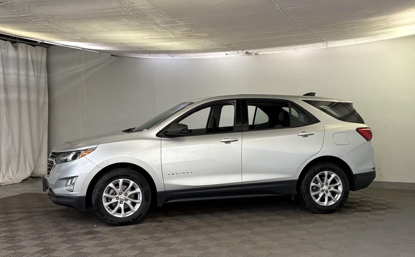 Used 2019 Chevrolet Equinox LS with VIN 3GNAXHEV5KS621661 for sale in Easton, MD