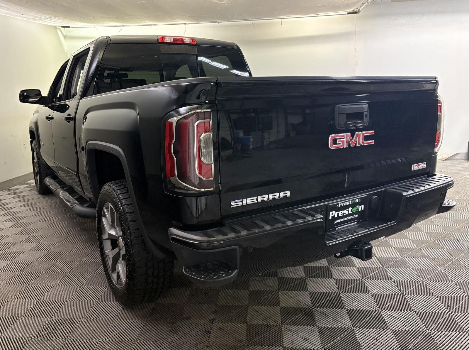 2017 GMC Sierra SLT