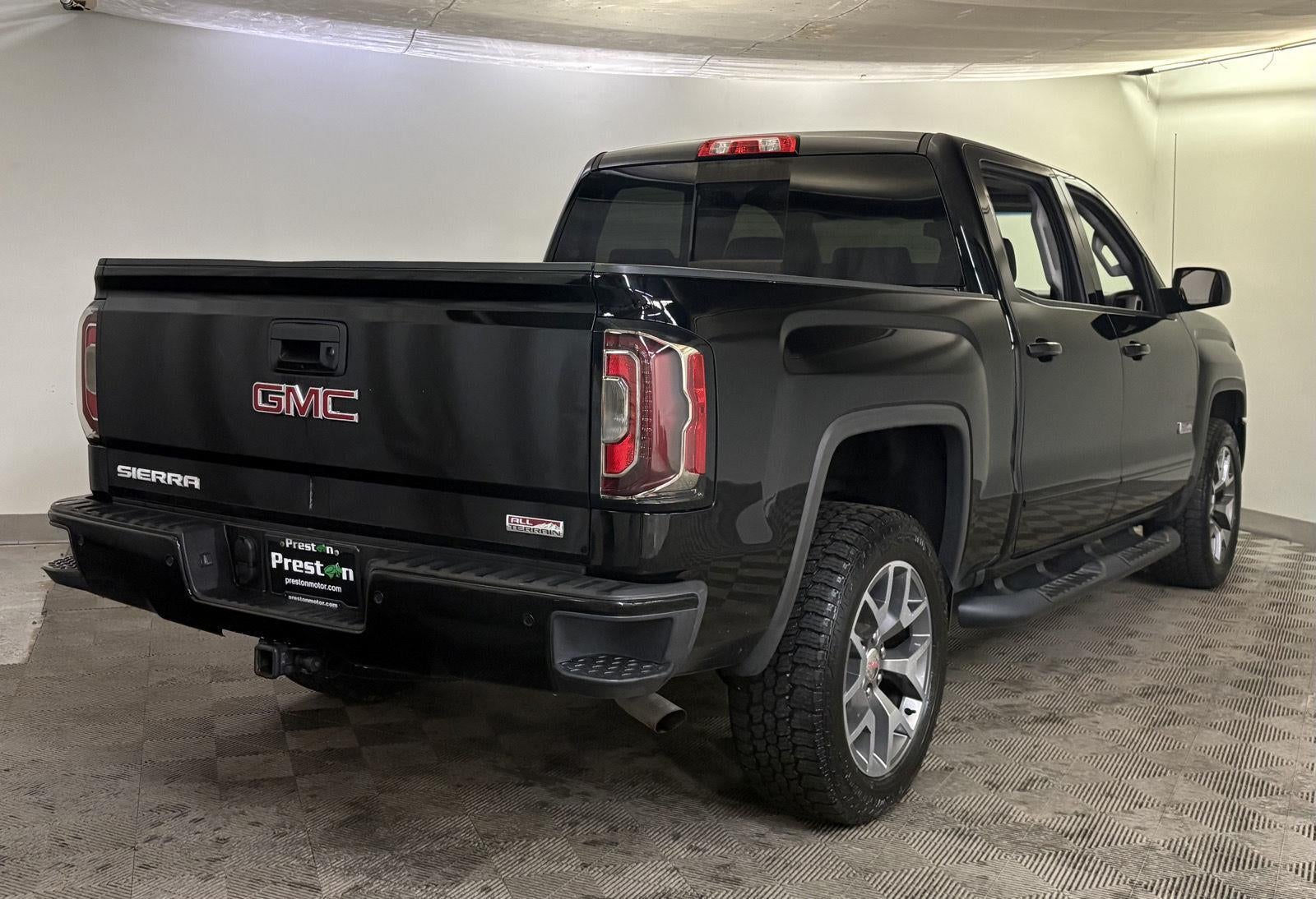 2017 GMC Sierra SLT