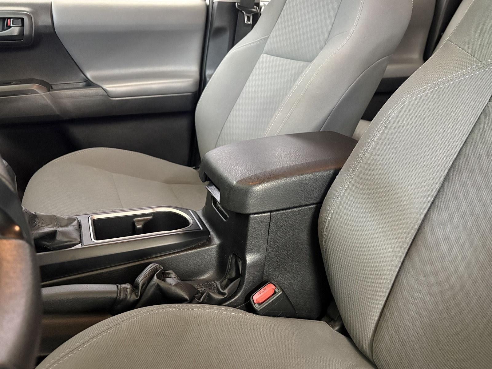 2020 Toyota TACOMA SR SR V6