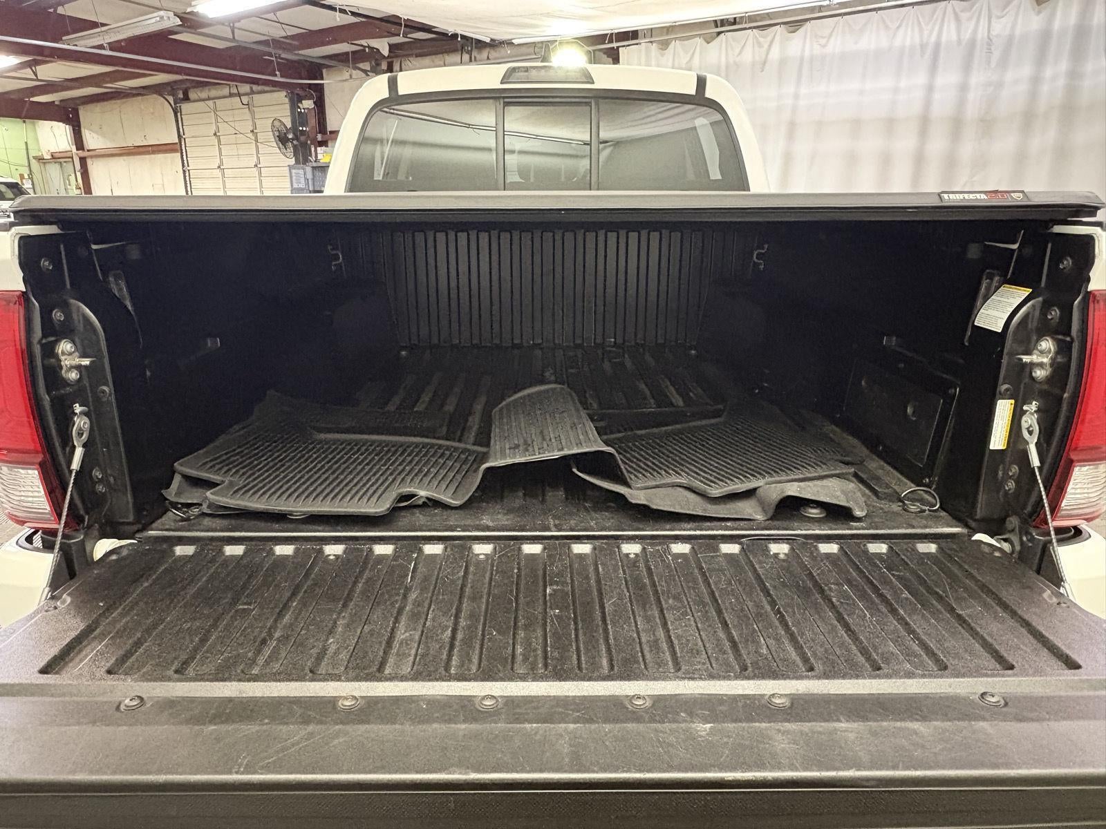 2020 Toyota TACOMA SR SR V6