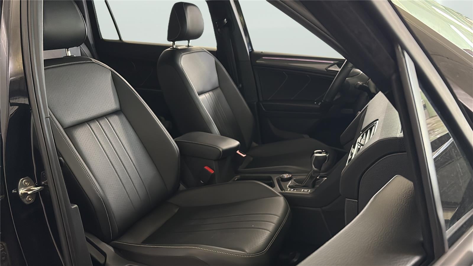 2024 Volkswagen Tiguan 2.0T SE R-Line Black 4Motion