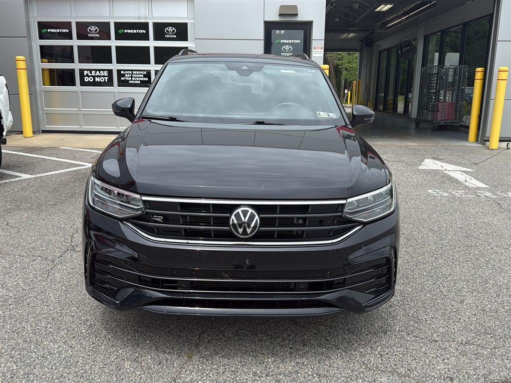 2024 Volkswagen Tiguan SE R-Line Black