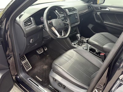2024 Volkswagen Tiguan SE R-Line Black