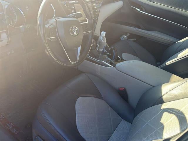 2019 Toyota Camry Hybrid XLE