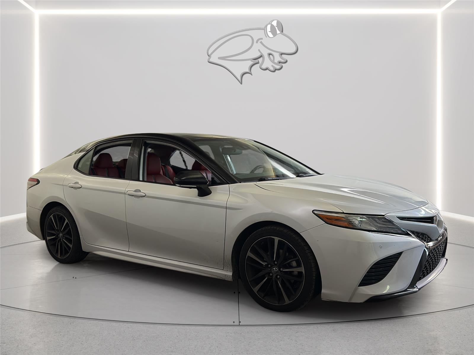 2019 Toyota CAMRY XSE V6