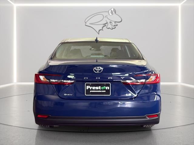 2025 Toyota Camry LE