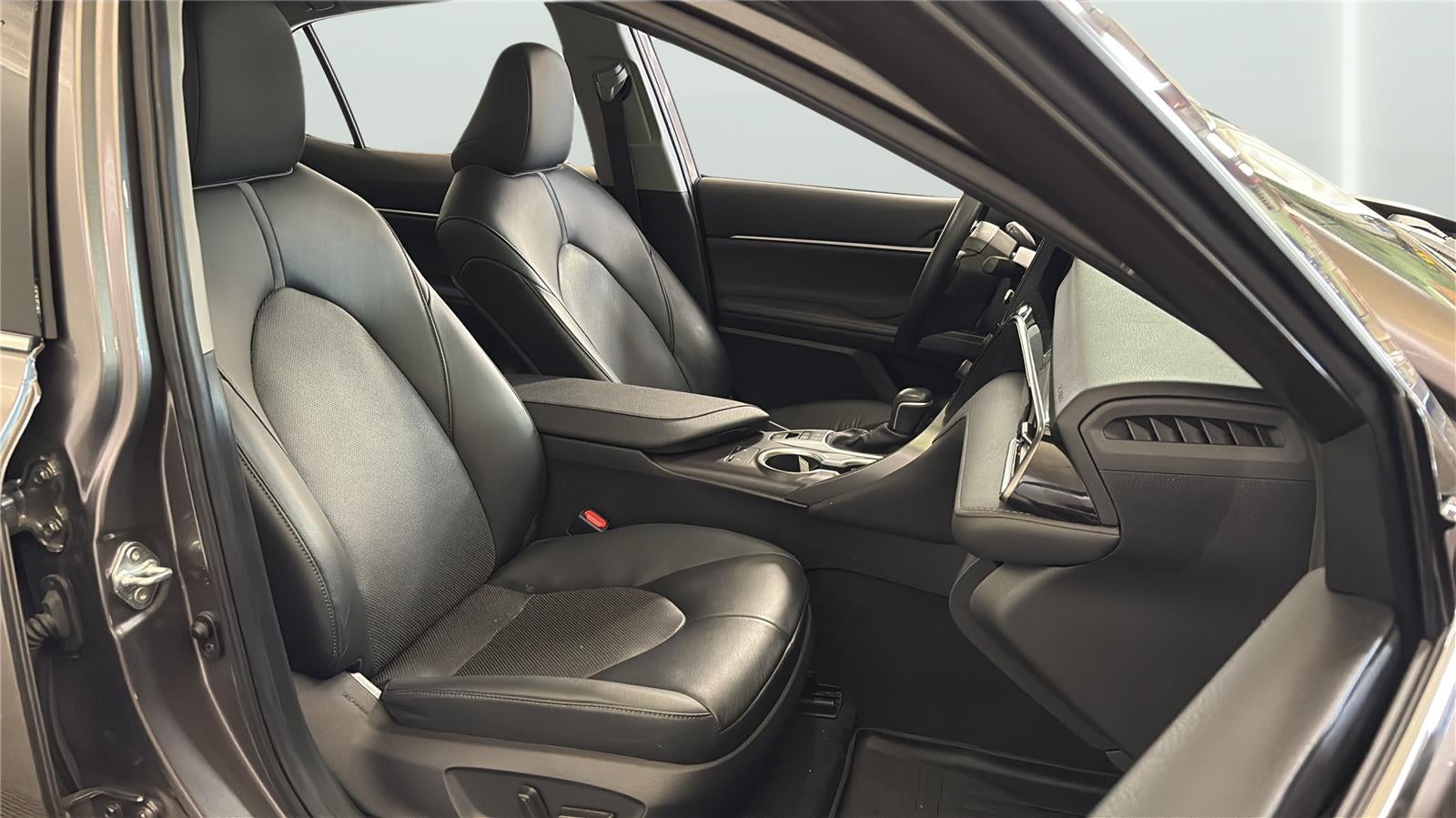 2021 Toyota CAMRY XLE