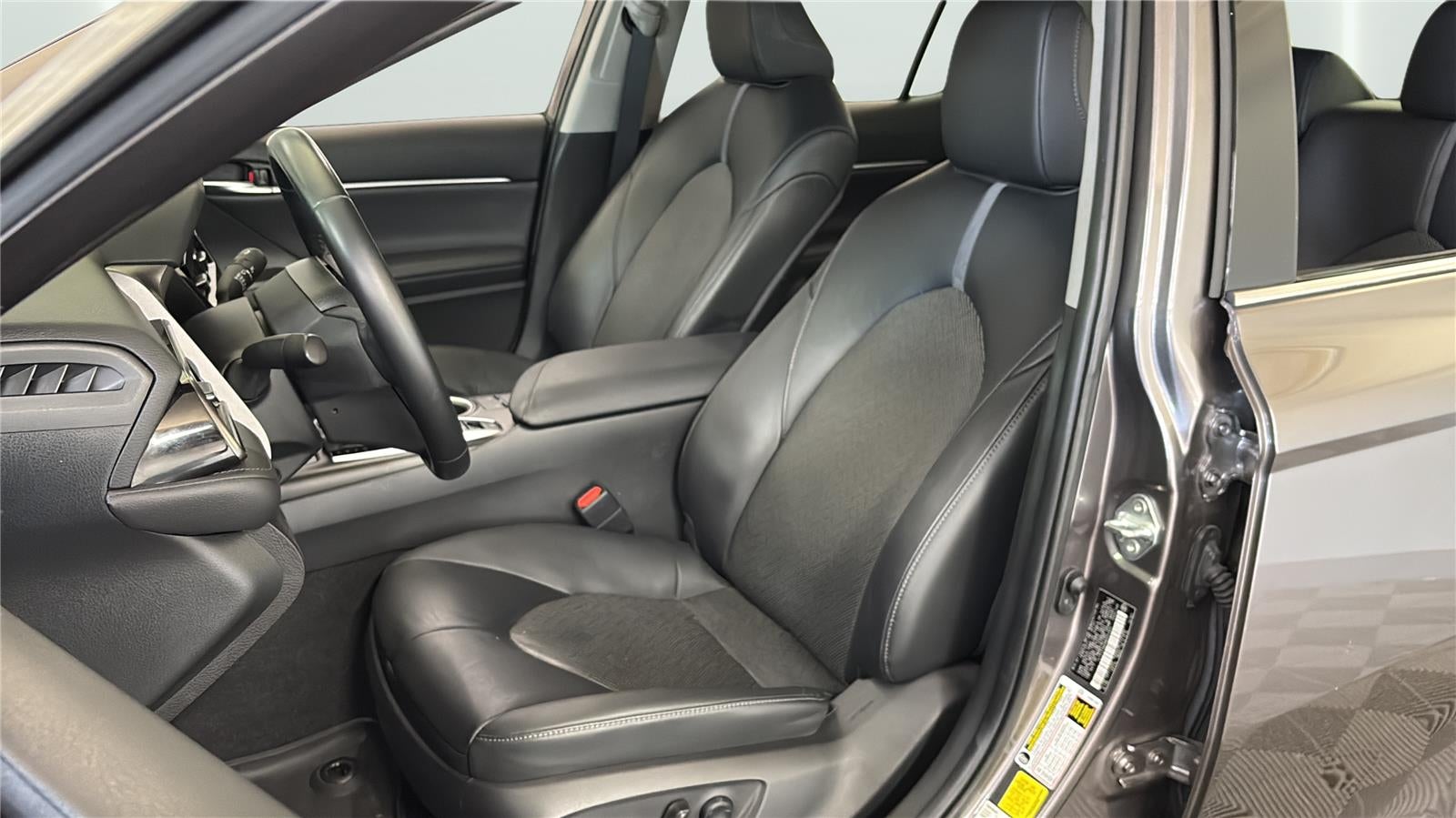 2021 Toyota CAMRY XLE