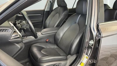 2021 Toyota CAMRY XLE