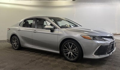 2022 Toyota CAMRY XLE