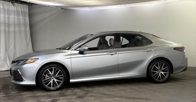 2022 Toyota CAMRY XLE