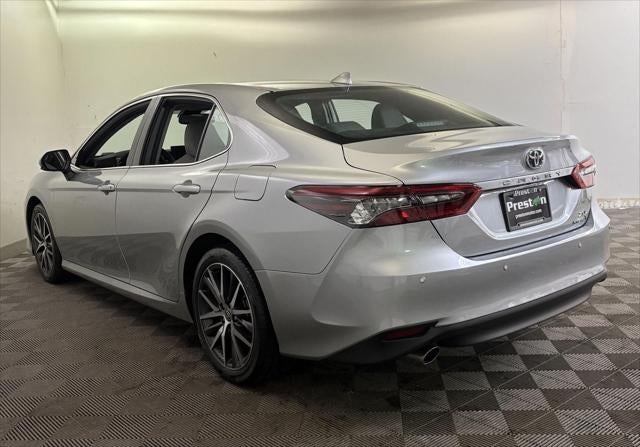 2022 Toyota CAMRY XLE