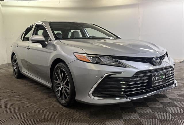 2022 Toyota CAMRY XLE