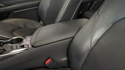 2020 Toyota Camry Hybrid XLE