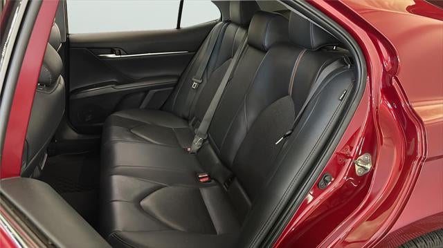 2020 Toyota Camry Hybrid XLE