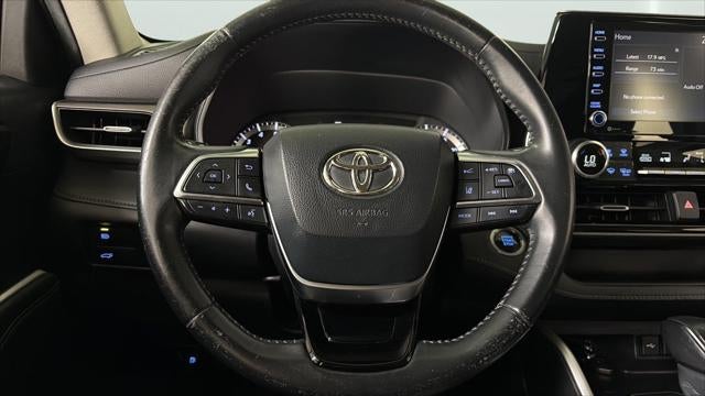 2020 Toyota Highlander LE