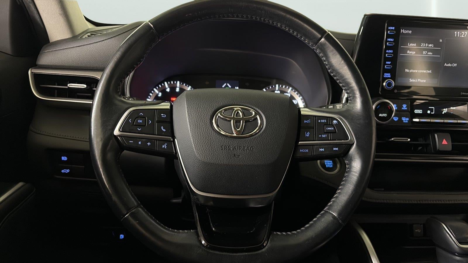2020 Toyota Highlander LE