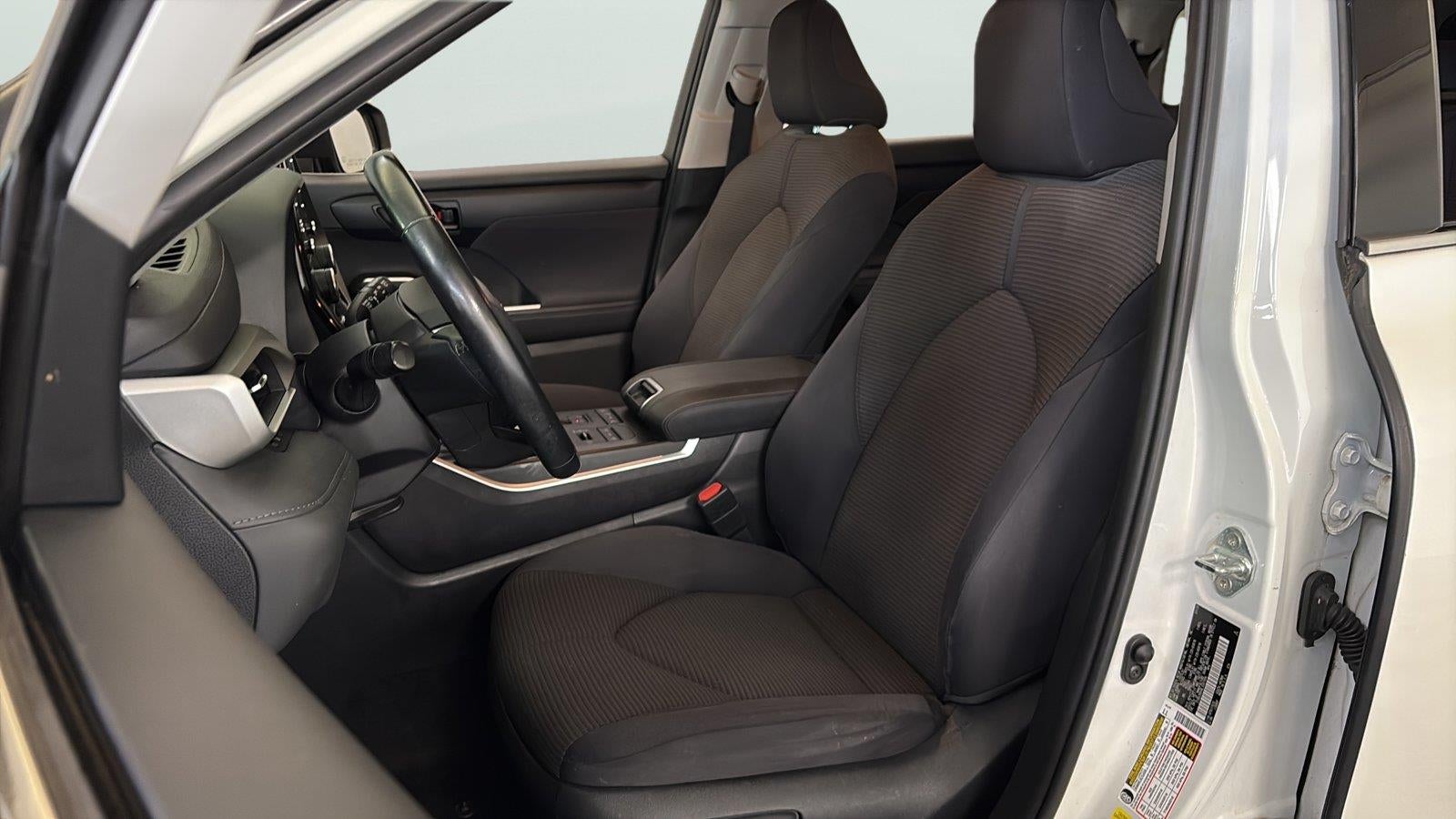 2020 Toyota Highlander LE