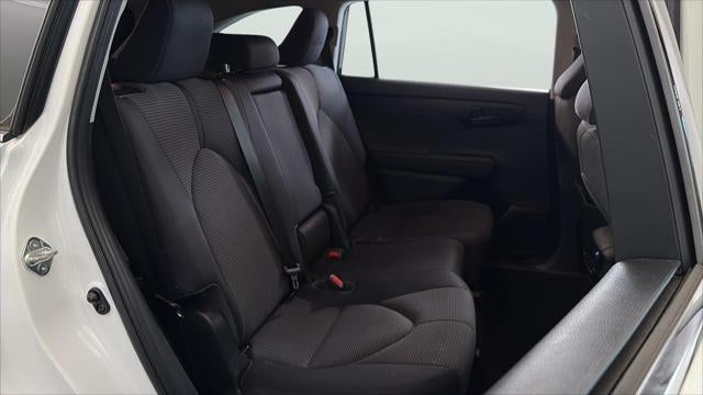 2020 Toyota Highlander LE