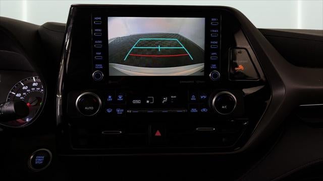 2020 Toyota Highlander LE