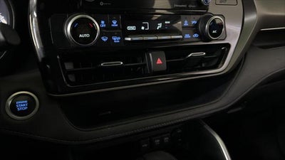 2020 Toyota Highlander LE