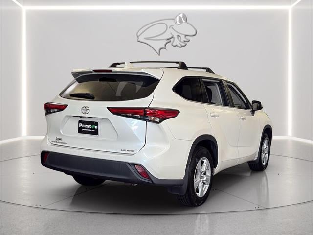 2020 Toyota Highlander LE