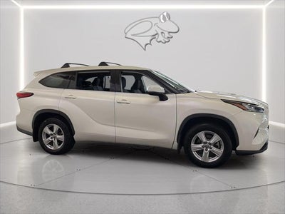 2020 Toyota Highlander LE
