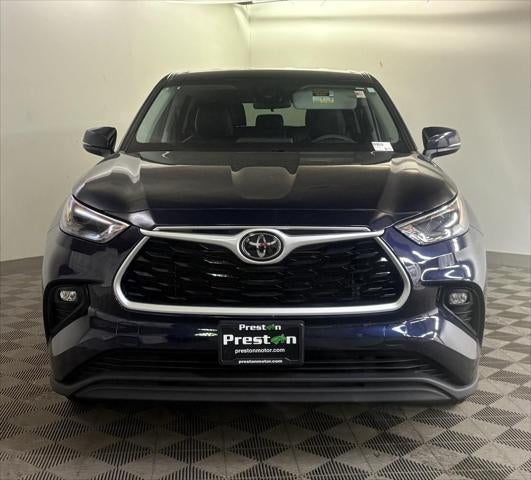 2022 Toyota HIGHLANDER LE