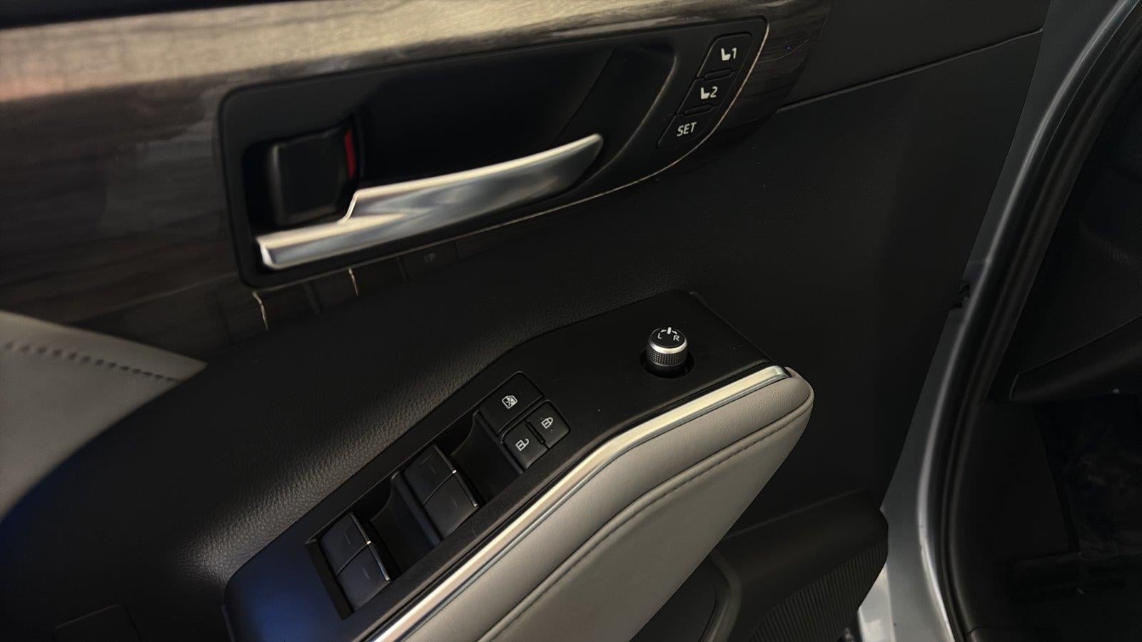 2021 Toyota Highlander Hybrid Limited