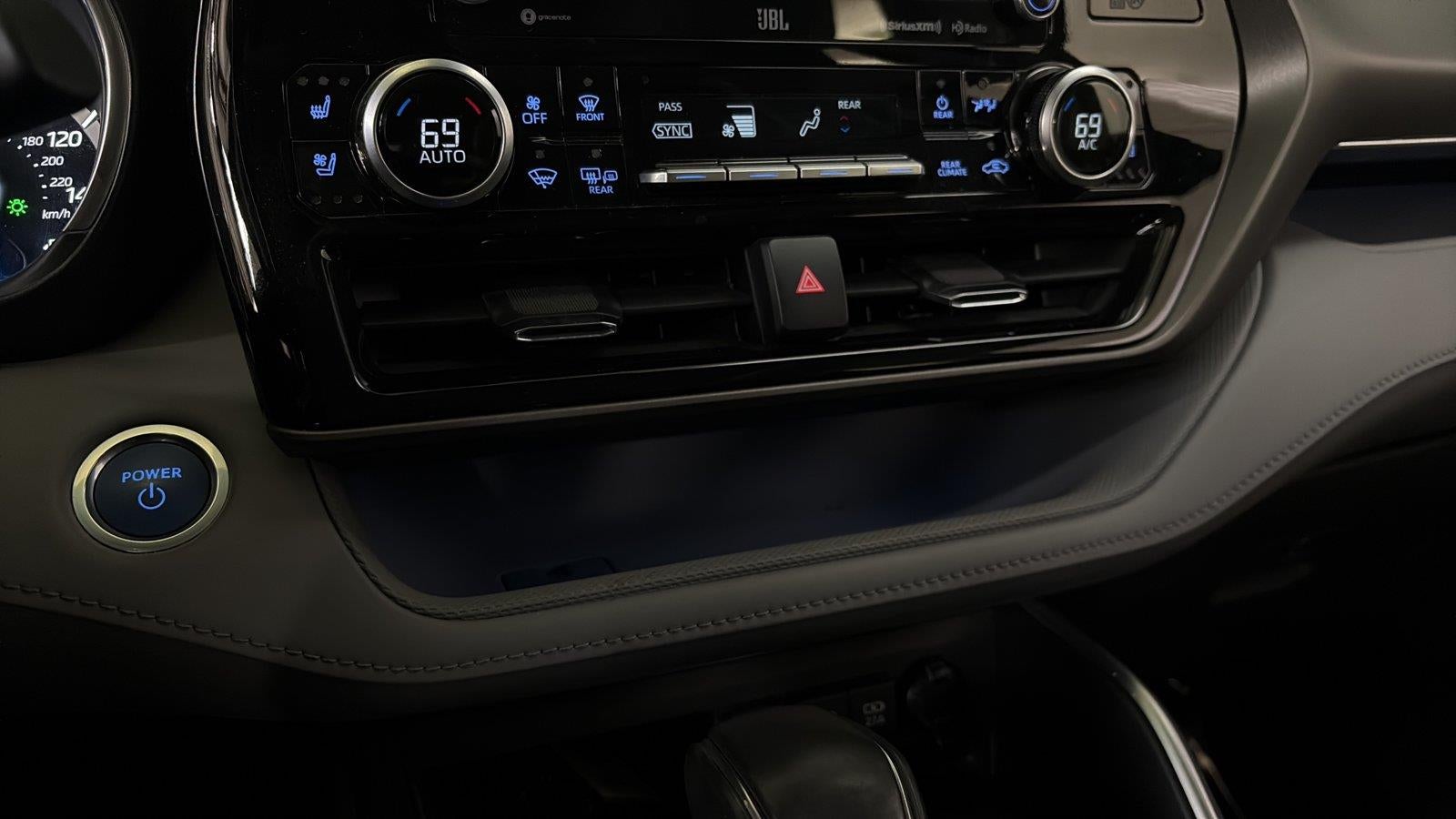 2021 Toyota Highlander Hybrid Limited