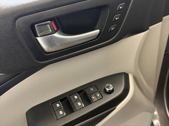 2015 Toyota HIGHLANDER HYBRD Limited Platinum