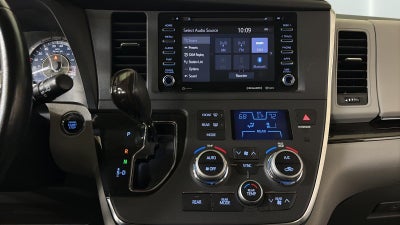 2019 Toyota Sienna XLE 7-Passenger