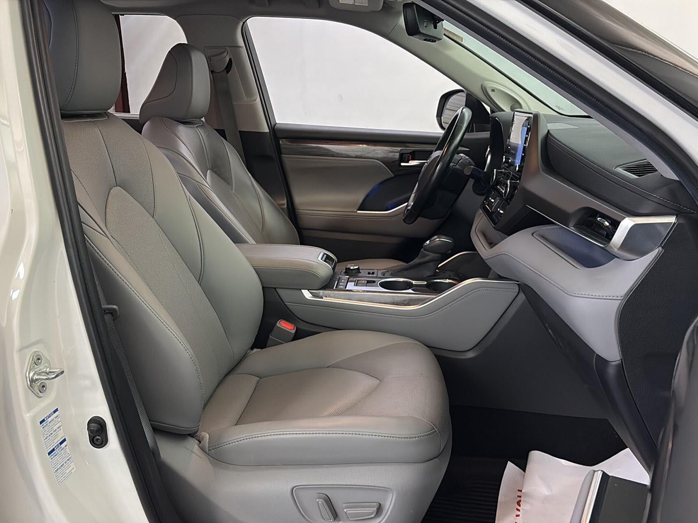 2020 Toyota HIGHLANDER Limited