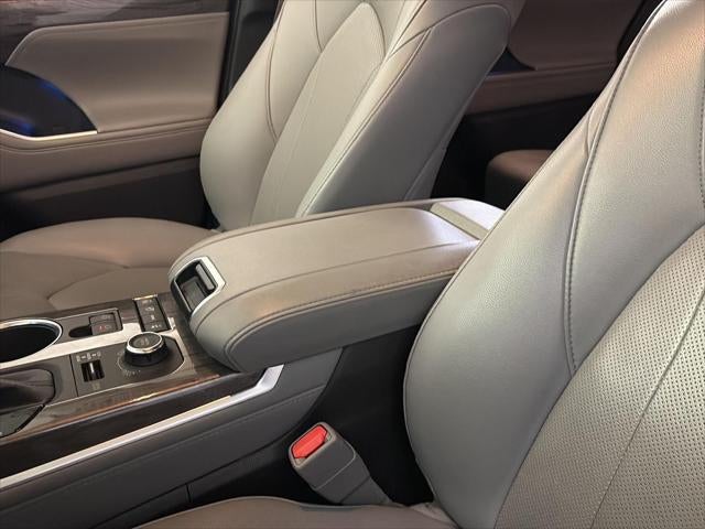 2020 Toyota HIGHLANDER Limited