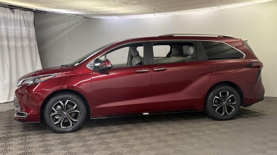 2026 Toyota Sienna Platinum 7-Passenger